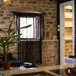 Capo Family & Capo -old Town-parking Apartament